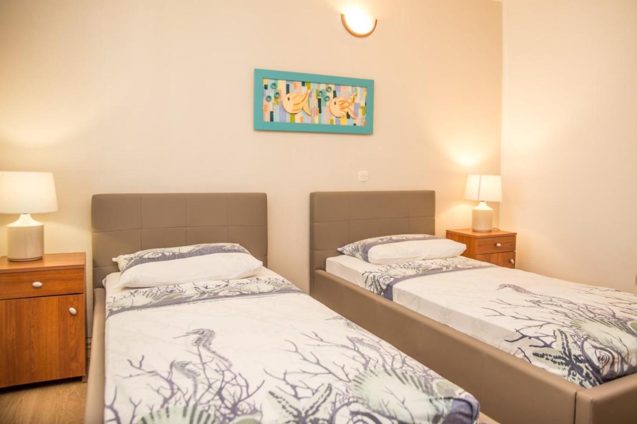 Petranic Apartment Tisno