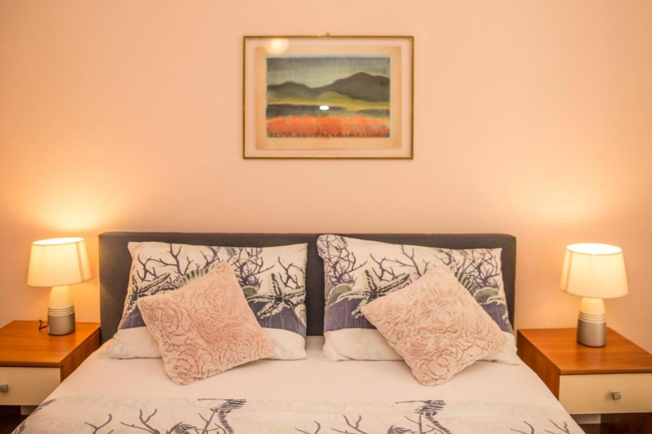 Petranic Apartment *