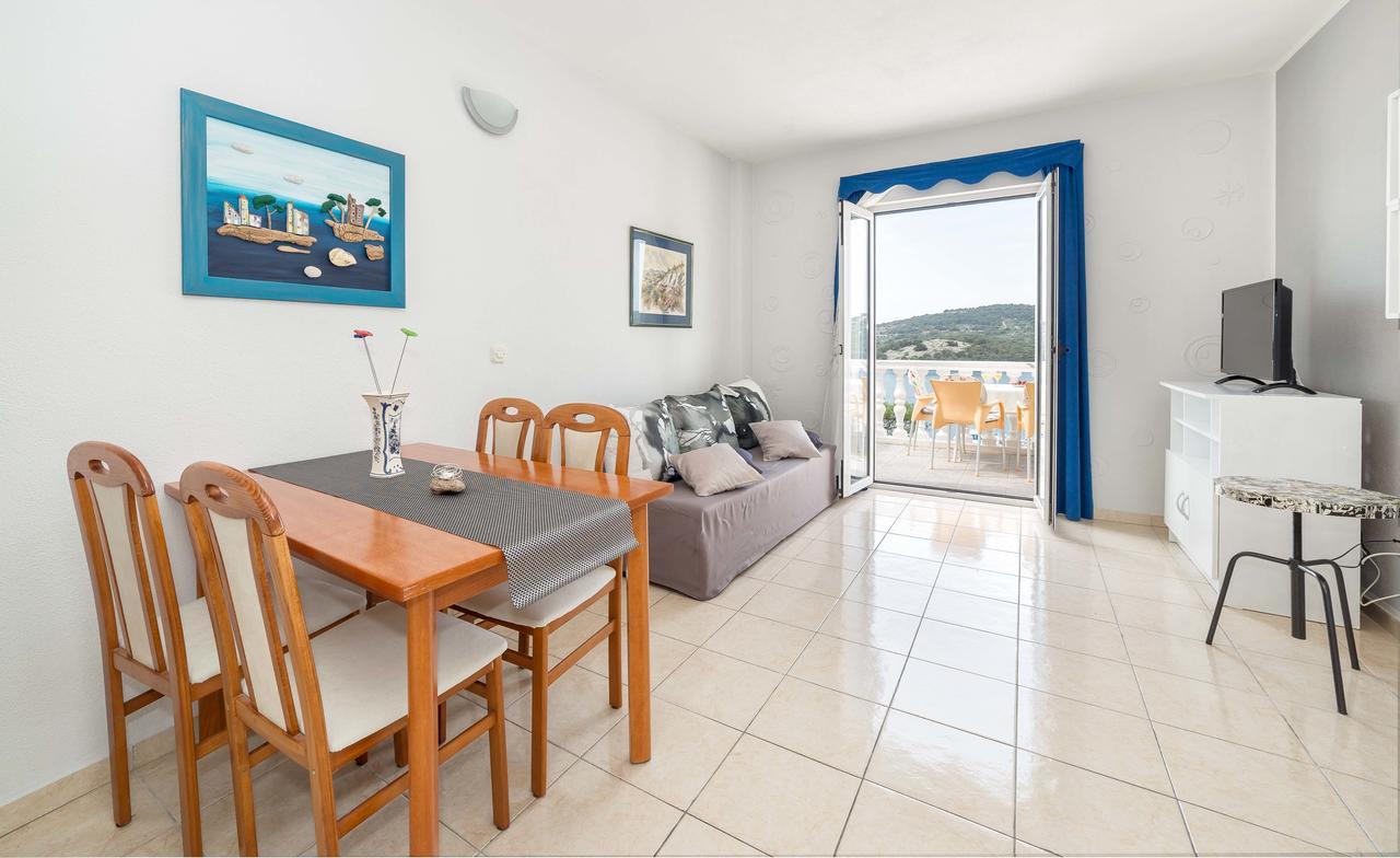 Petranic Apartman Tisno
