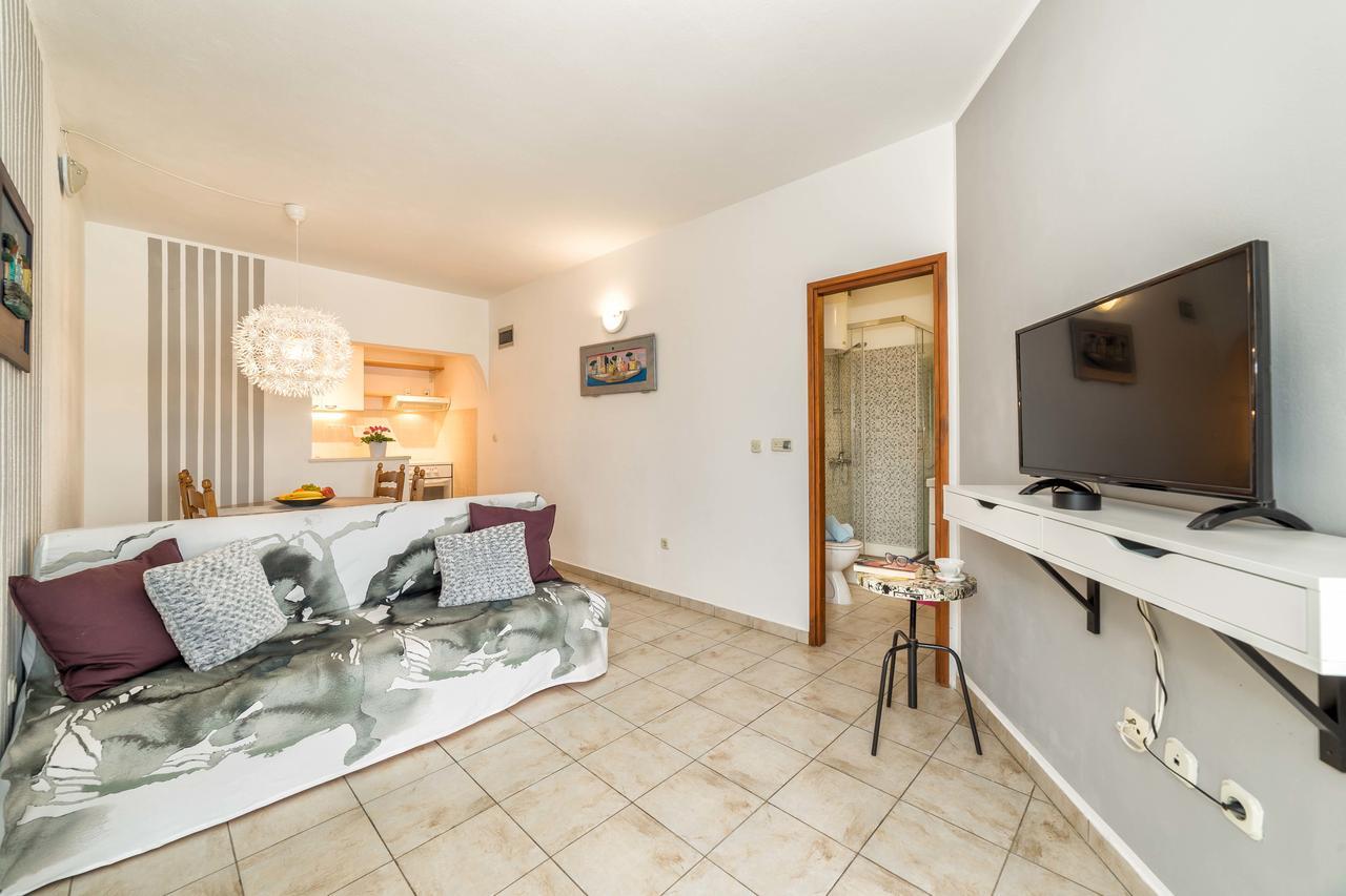 Apartment Petranic *